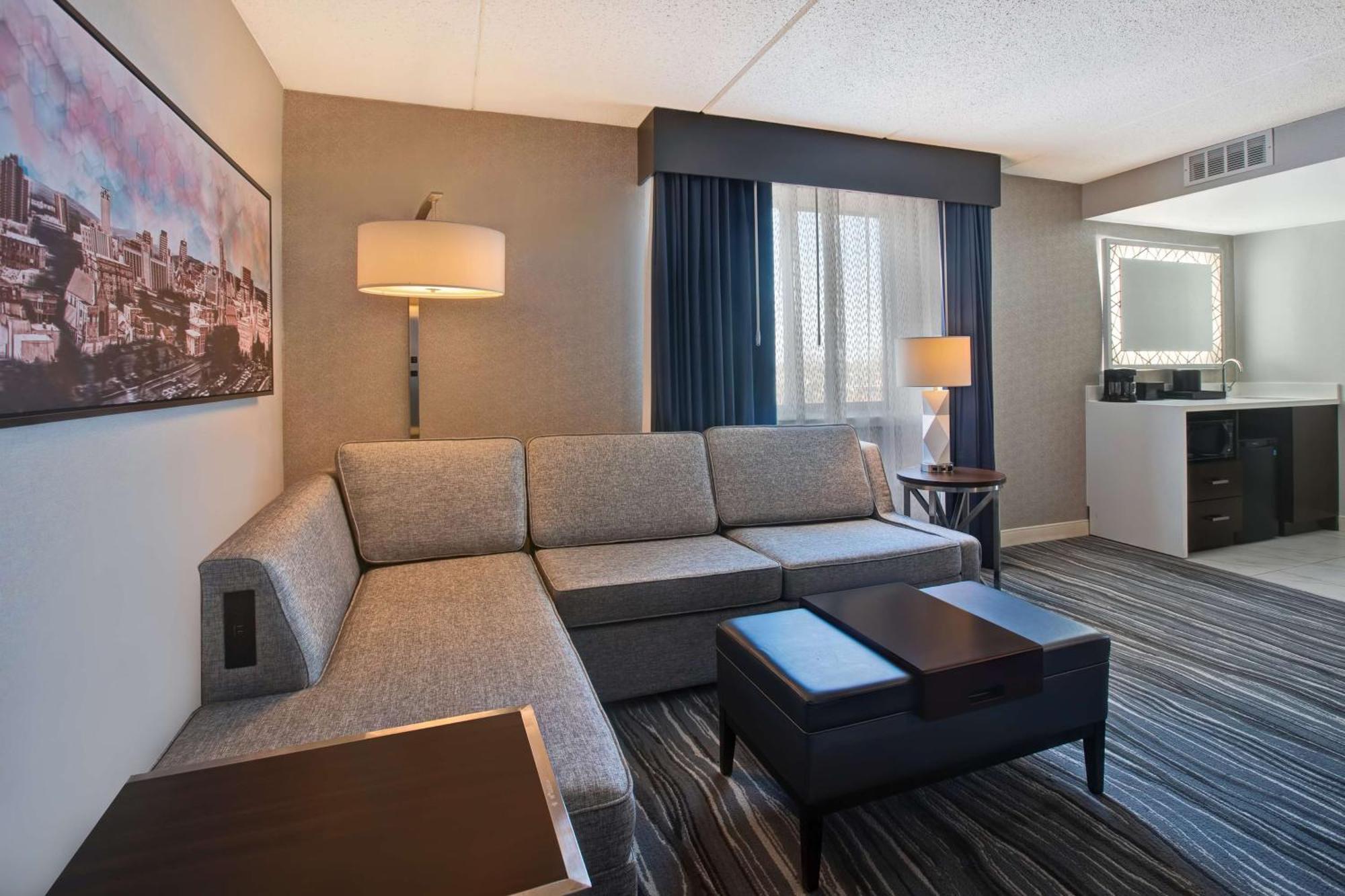 Hotel Embassy Syracuse East Syracuse